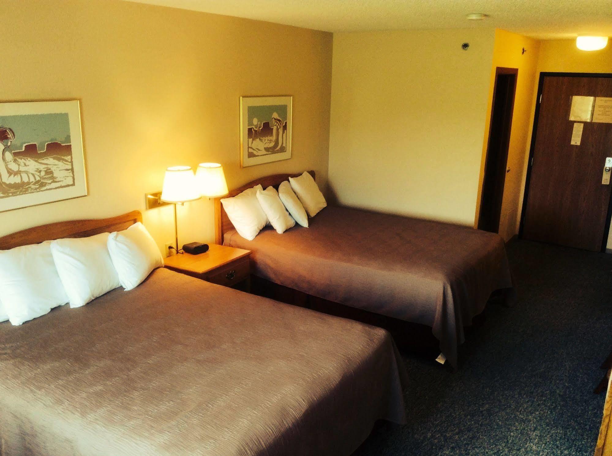 Forty Club Inn Deerwood Esterno foto