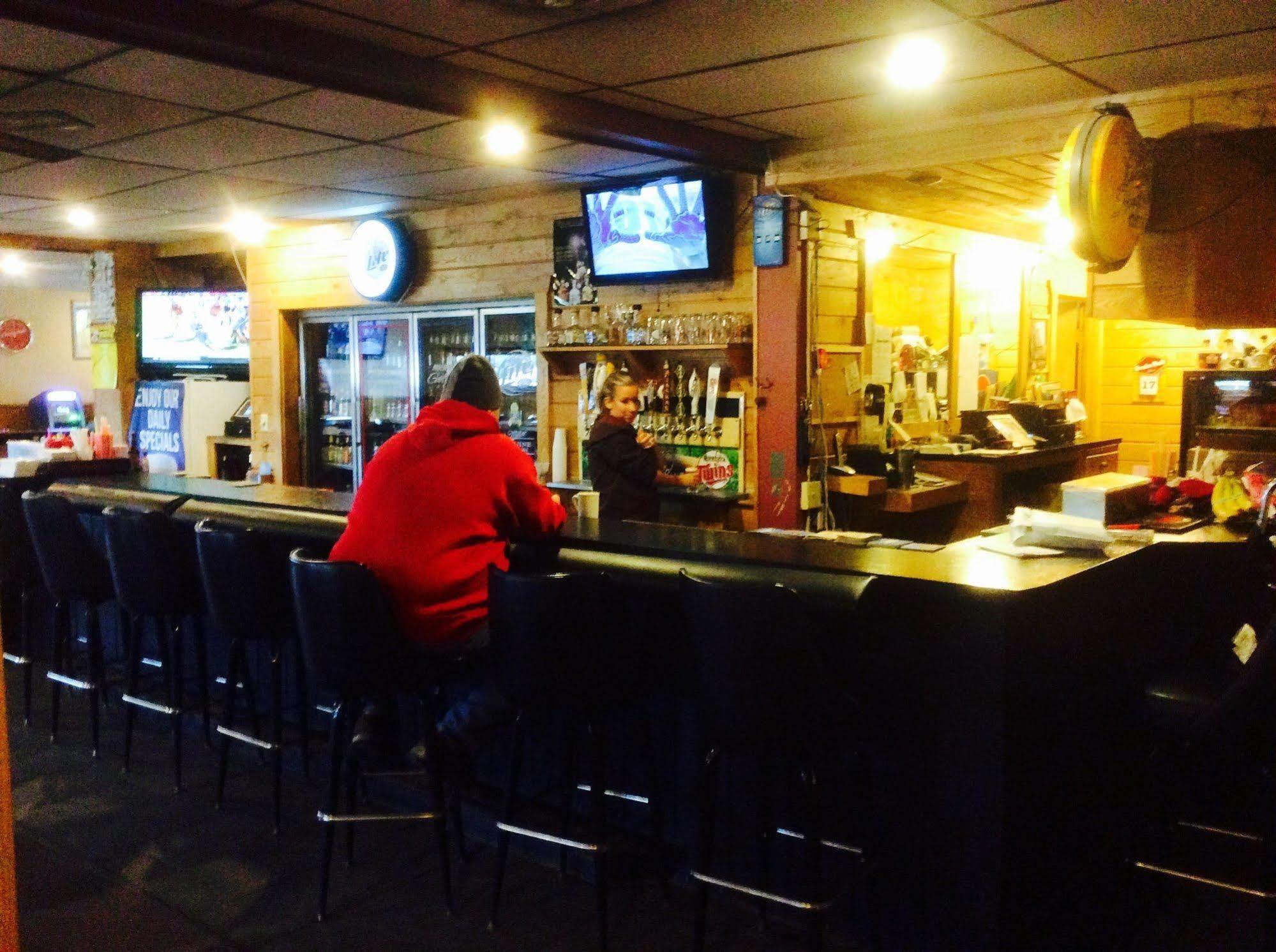 Forty Club Inn Deerwood Esterno foto